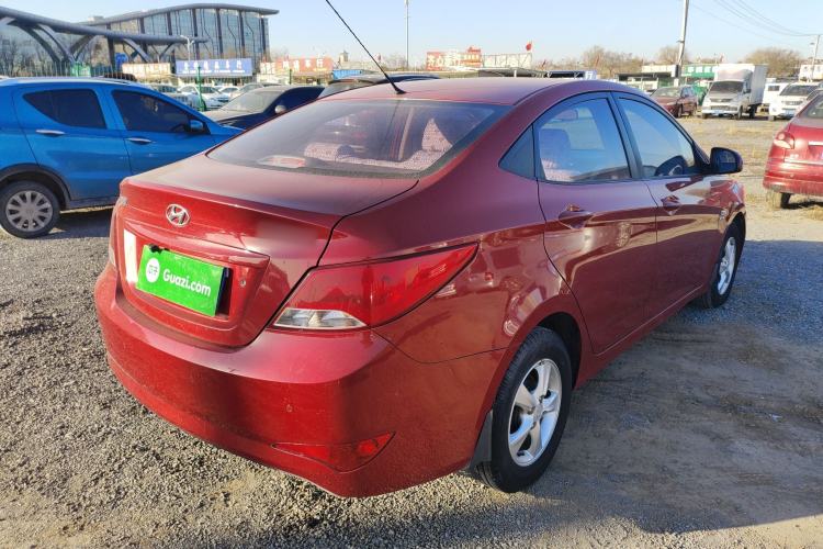 Used Hyundai Verna (older generation) 2014 1.4L Automatic Smart GLS Exterior 5