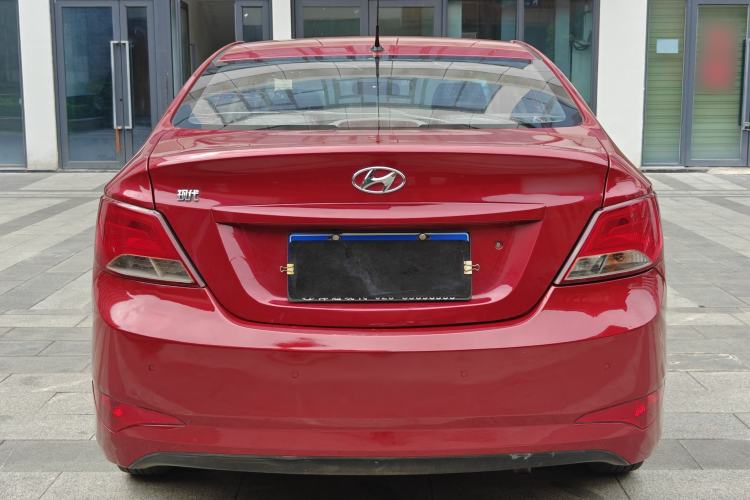Used Hyundai Verna (older generation) 2014 1.4L Automatic Smart GLS Exterior 5