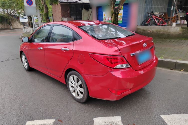 Used Hyundai Verna (older generation) 2014 1.4L Manual Top-Tier Model TOP Exterior 6