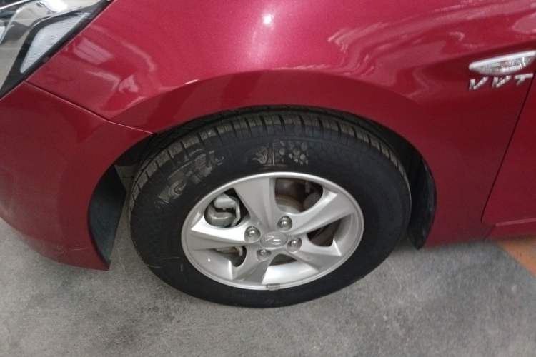 Used Hyundai Verna (older generation) 2014 1.4L Automatic Smart GLS Exterior 7