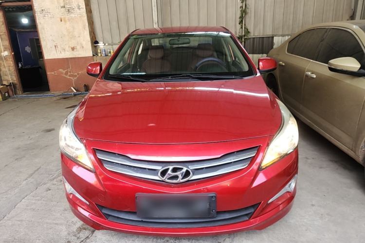 Used Hyundai Verna (older generation) 2014 1.4L Manual Smart GLS Trim Front