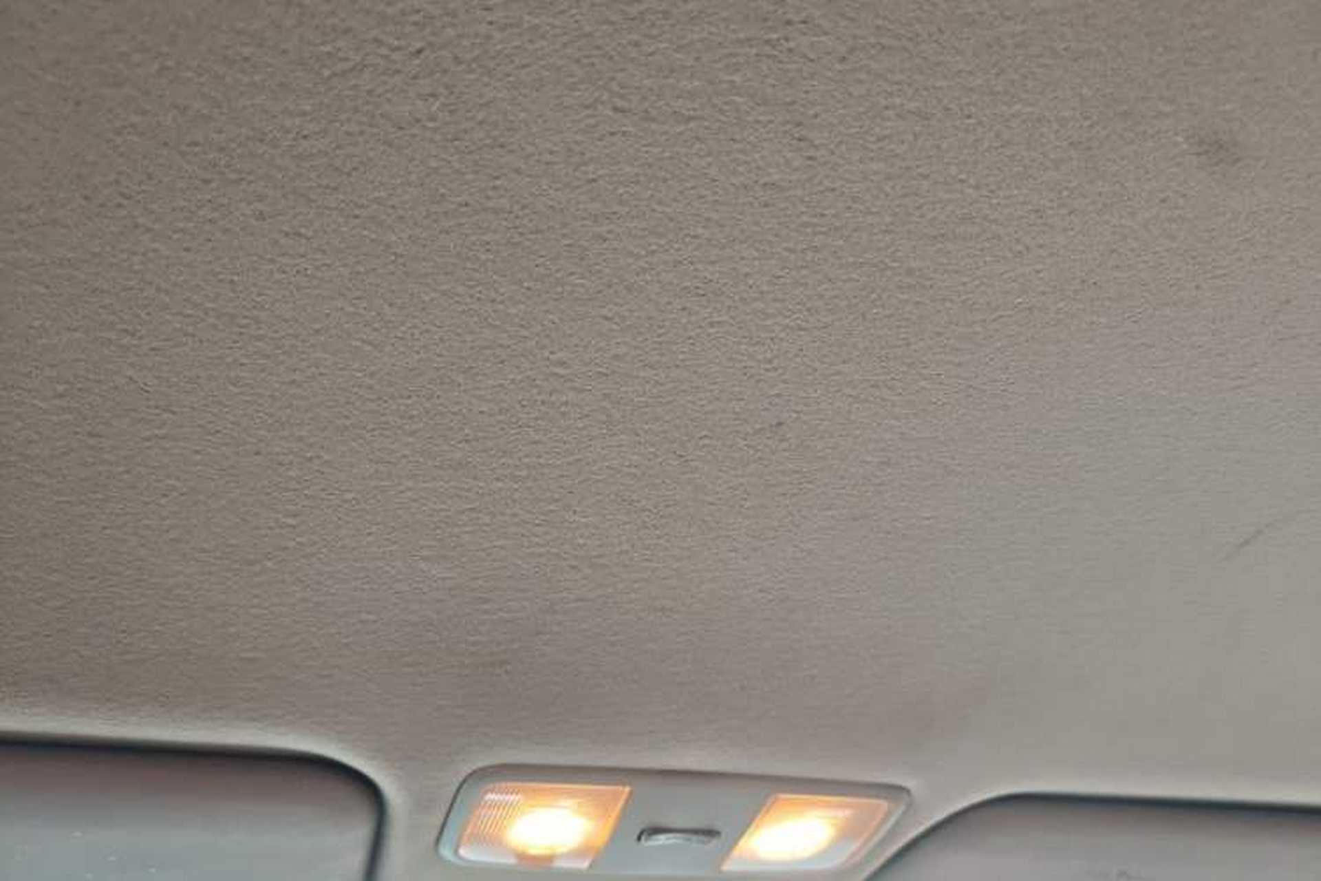 Used Hyundai Verna (older generation) 2014 1.4L Manual Fashion GS Model Headliner