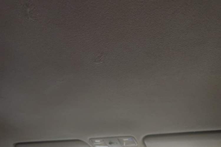 Used Hyundai Verna (older generation) 2014 1.4L Automatic Smart GLS Headliner