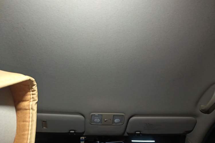 Used Hyundai Verna (older generation) 2014 1.4L Manual Smart GLS Trim Headliner