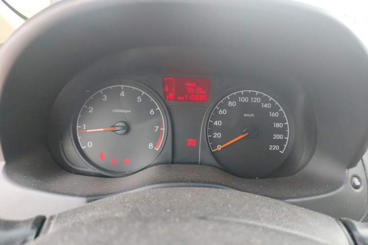 Used Hyundai Verna (older generation) 2014 1.4L Manual Fashion GS Model Instrument Cluster