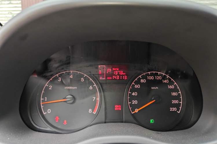 Used Hyundai Verna (older generation) 2014 1.4L Automatic Smart GLS Instrument Cluster