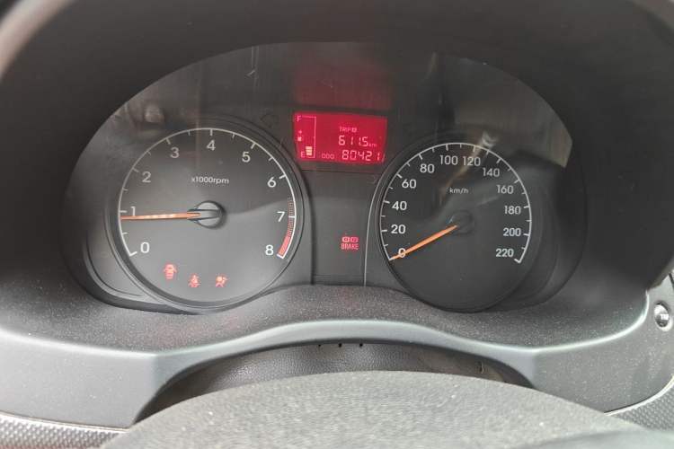 Used Hyundai Verna (older generation) 2014 1.4L Manual Smart GLS Trim Instrument Cluster