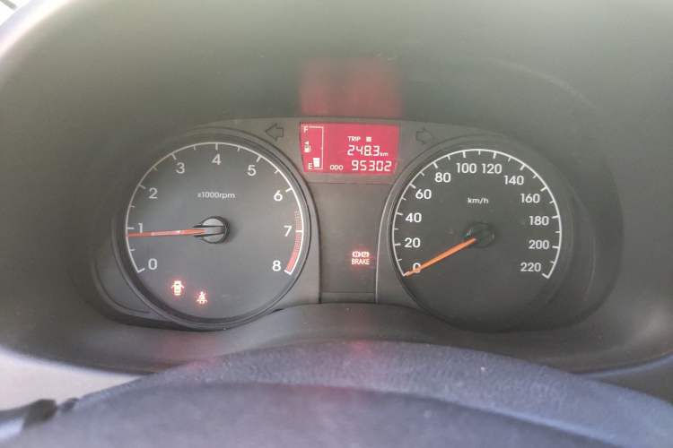 Used Hyundai Verna (older generation) 2014 1.4L Manual Smart GLS Trim Instrument Cluster