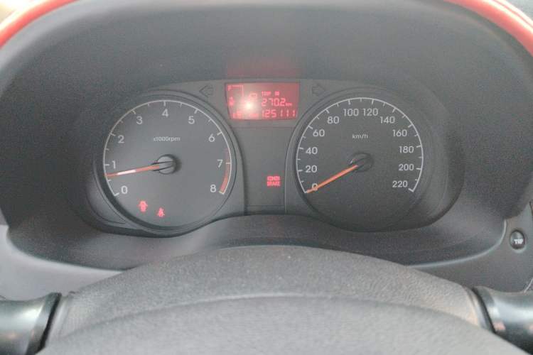 Used Hyundai Verna (older generation) 2014 1.4L Automatic Smart GLS Instrument Cluster