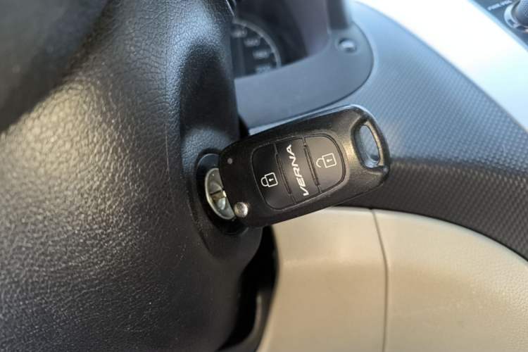 Used Hyundai Verna (older generation) 2014 1.4L Automatic Smart GLS Interior 1
