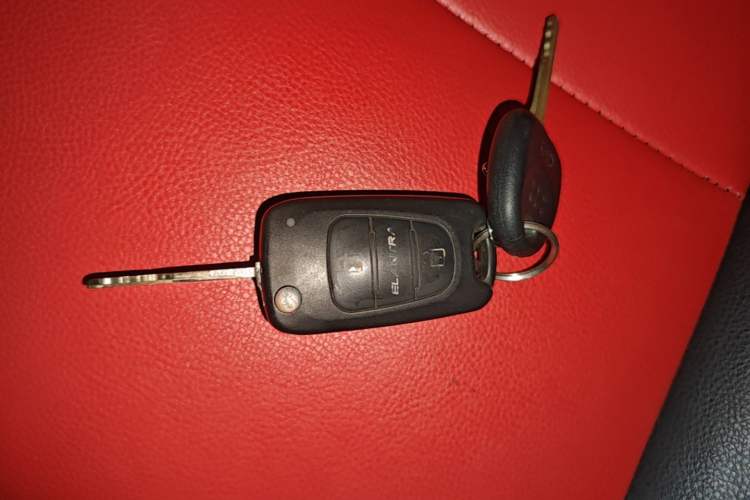 Used Hyundai Verna (older generation) 2014 1.4L Manual Smart GLS Trim Interior 1
