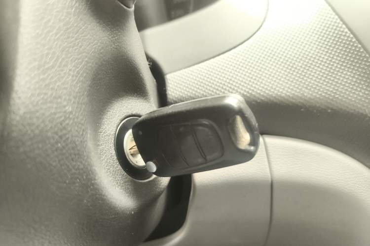 Used Hyundai Verna (older generation) 2014 1.4L Automatic Smart GLS Interior 1
