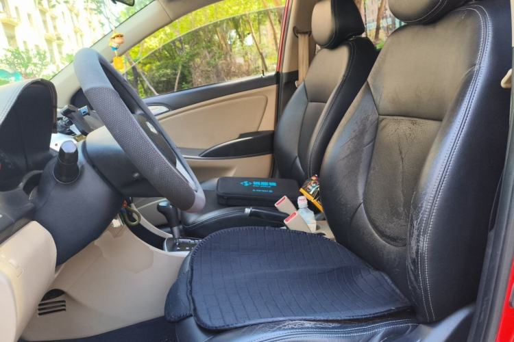 Used Hyundai Verna (older generation) 2014 1.4L Automatic Smart GLS Left Front Seat