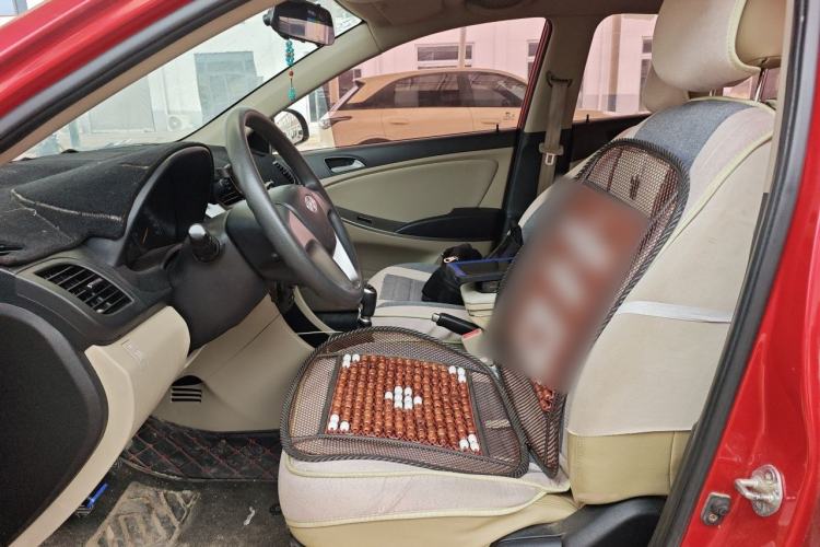 Used Hyundai Verna (older generation) 2014 1.4L Manual Smart GLS Trim Left Front Seat