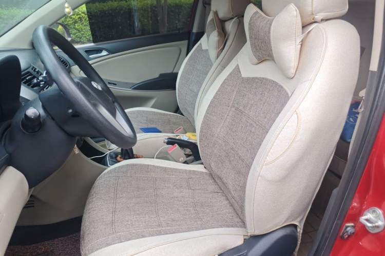 Used Hyundai Verna (older generation) 2014 1.4L Manual Smart GLS Trim Left Front Seat