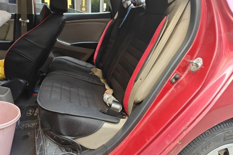 Used Hyundai Verna (older generation) 2014 1.4L Manual Smart GLS Trim Left Rear Seat