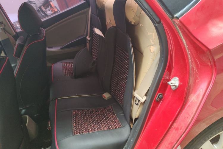 Used Hyundai Verna (older generation) 2014 1.4L Manual Smart GLS Trim Left Rear Seat
