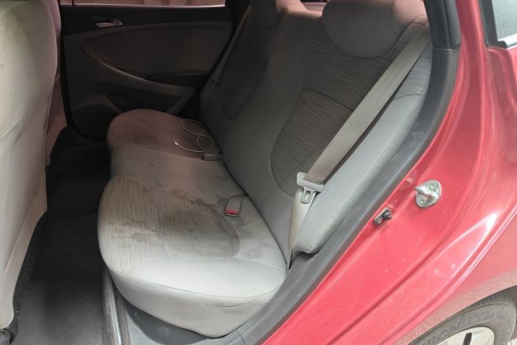Used Hyundai Verna (older generation) 2014 1.4L Manual Smart GLS Trim Left Rear Seat