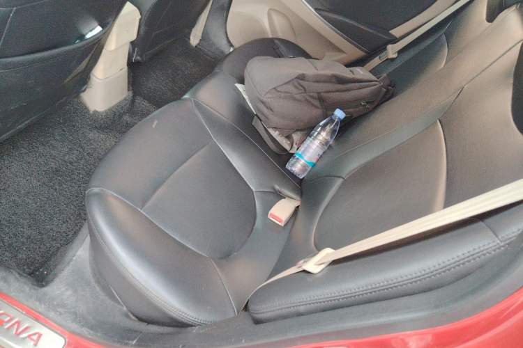 Used Hyundai Verna (older generation) 2014 1.4L Automatic Smart GLS Left Rear Seat