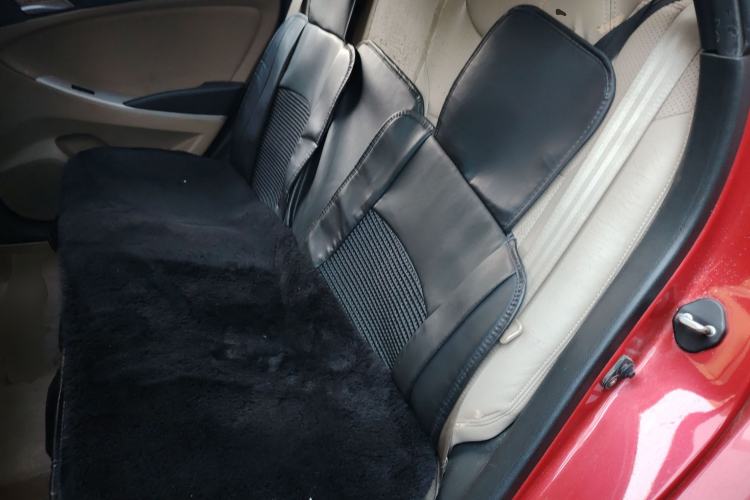 Used Hyundai Verna (older generation) 2014 1.4L Manual Smart GLS Trim Left Rear Seat