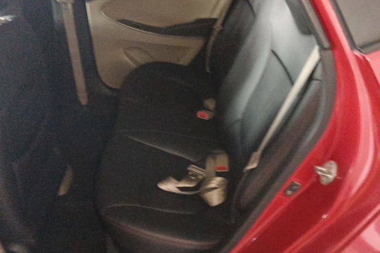 Used Hyundai Verna (older generation) 2014 1.4L Manual Smart GLS Trim Left Rear Seat