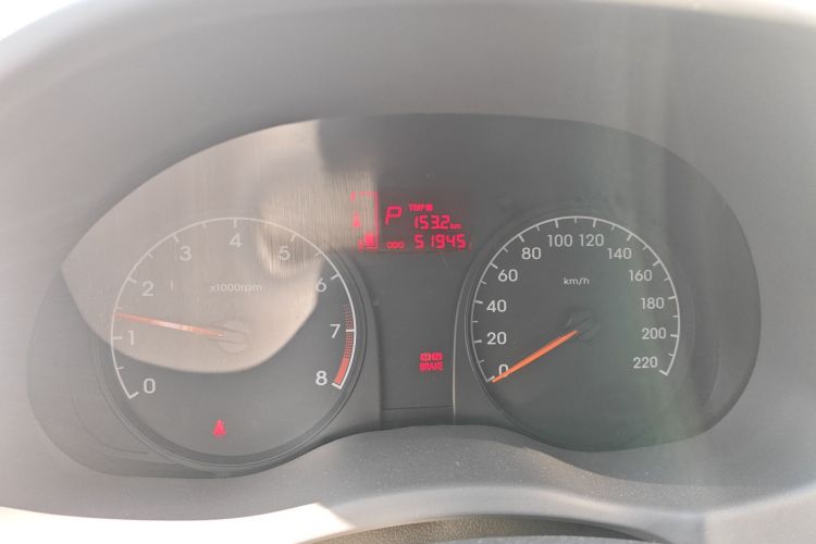 Used Hyundai Verna (older generation) 2014 1.4L Automatic Smart GLS Odometer Close Up
