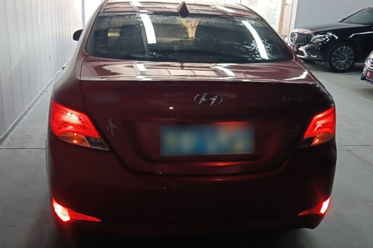 Used Hyundai Verna (older generation) 2014 1.4L Automatic Smart GLS Rear