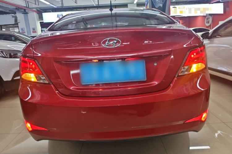 Used Hyundai Verna (older generation) 2014 1.4L Automatic Smart GLS Rear