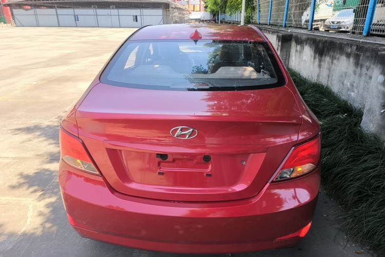 Used Hyundai Verna (older generation) 2014 1.4L Automatic Smart GLS Rear