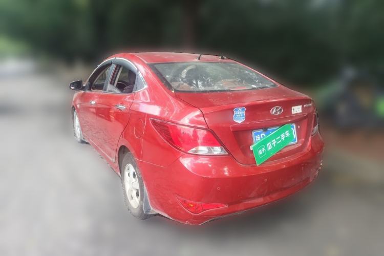 Used Hyundai Verna (older generation) 2014 1.4L Manual Smart GLS Trim Rear Left 45 Deg