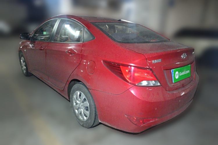 Used Hyundai Verna (older generation) 2014 1.4L Manual Smart GLS Trim Rear Left 45 Deg