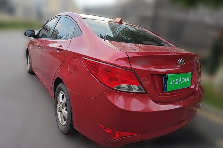 Used Hyundai Verna (older generation) 2014 1.4L Automatic Smart GLS Rear Left 45 Deg