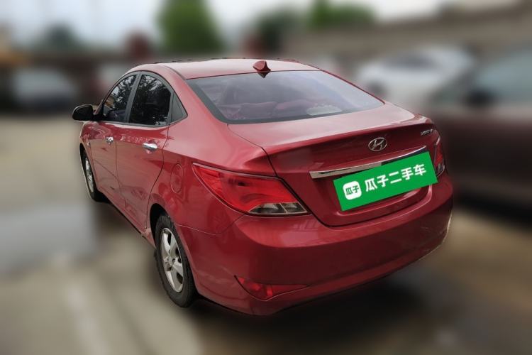 Used Hyundai Verna (older generation) 2014 1.4L Automatic Leading-Edge GLX Rear Left 45 Deg
