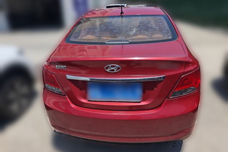 Used Hyundai Verna (older generation) 2014 1.4L Automatic Leading-Edge GLX Rear