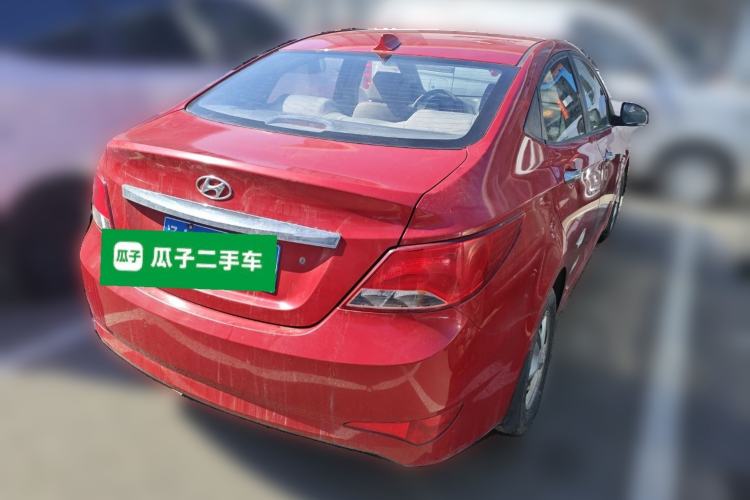 Used Hyundai Verna (older generation) 2014 1.4L Automatic Smart GLS Rear Right 45 Deg