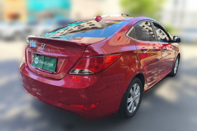 Used Hyundai Verna (older generation) 2014 1.4L Automatic Smart GLS Rear Right 45 Deg