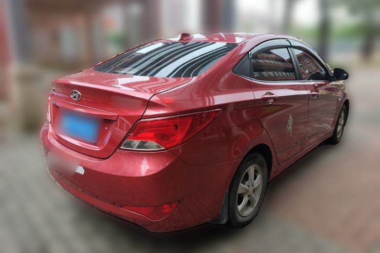 Used Hyundai Verna (older generation) 2014 1.4L Automatic Smart GLS Rear Right 45 Deg