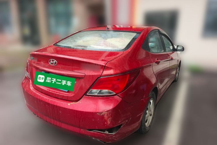 Used Hyundai Verna (older generation) 2014 1.4L Automatic Smart GLS Rear Right 45 Deg