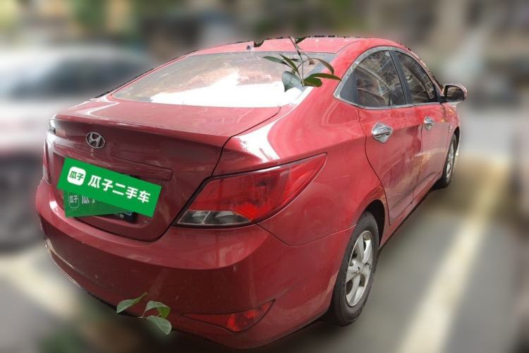 Used Hyundai Verna (older generation) 2014 1.4L Automatic Smart GLS Rear Right 45 Deg