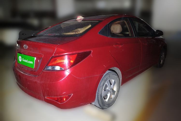 Used Hyundai Verna (older generation) 2014 1.4L Automatic Smart GLS Rear Right 45 Deg