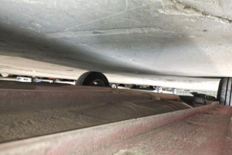 Used Hyundai Verna (older generation) 2014 1.4L Automatic Smart GLS Right Side Sill