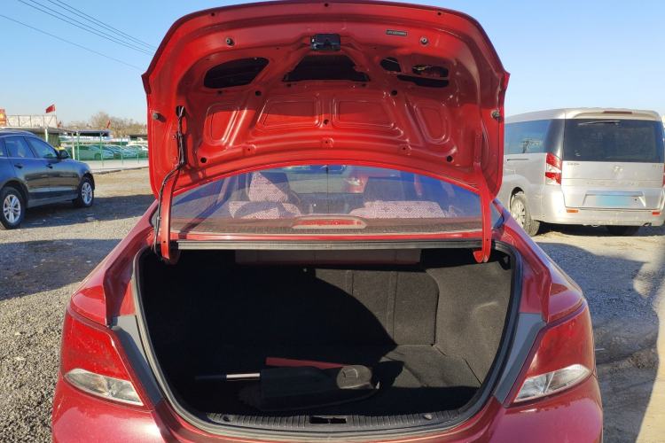 Used Hyundai Verna (older generation) 2014 1.4L Automatic Smart GLS Trunk