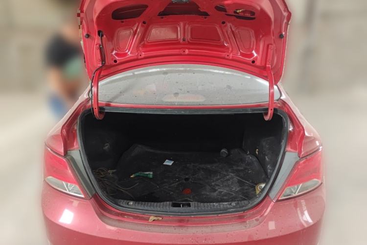 Used Hyundai Verna (older generation) 2014 1.4L Manual Smart GLS Trim Trunk