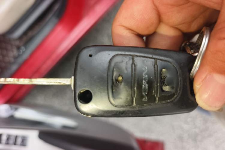 Used Hyundai Verna (older generation) 2014 1.4L Automatic Smart GLS Vehicle Key