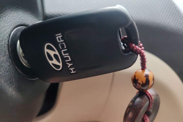 Used Hyundai Verna (older generation) 2014 1.4L Automatic Smart GLS Vehicle Key