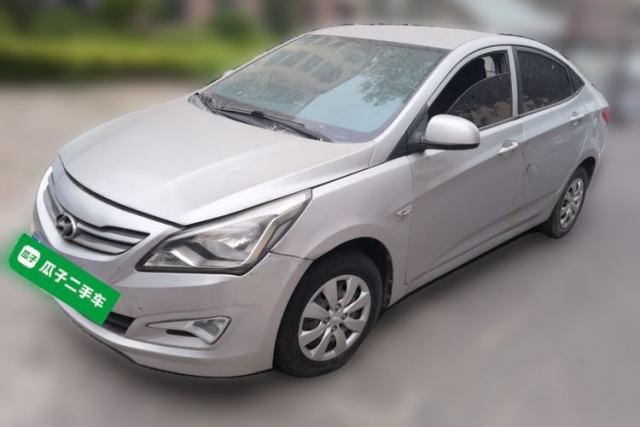 Used Hyundai Verna (older generation) 2014 1.4L Manual Smart GLS Trim