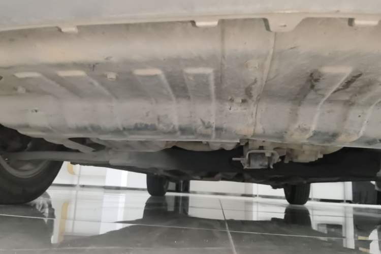 Used Hyundai Verna (older generation) 2014 1.4L Manual Smart GLS Trim Chassis Front