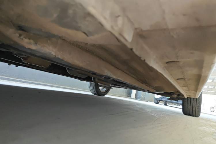 Used Hyundai Verna (older generation) 2014 1.4L Manual Top-Tier Model TOP Chassis Front Left