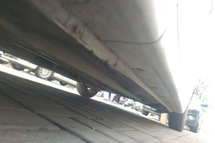 Used Hyundai Verna (older generation) 2014 1.4L Manual Smart GLS Trim Chassis Front Left