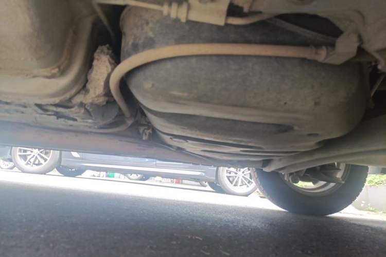 Used Hyundai Verna (older generation) 2014 1.4L Automatic Smart GLS Chassis Rear Left